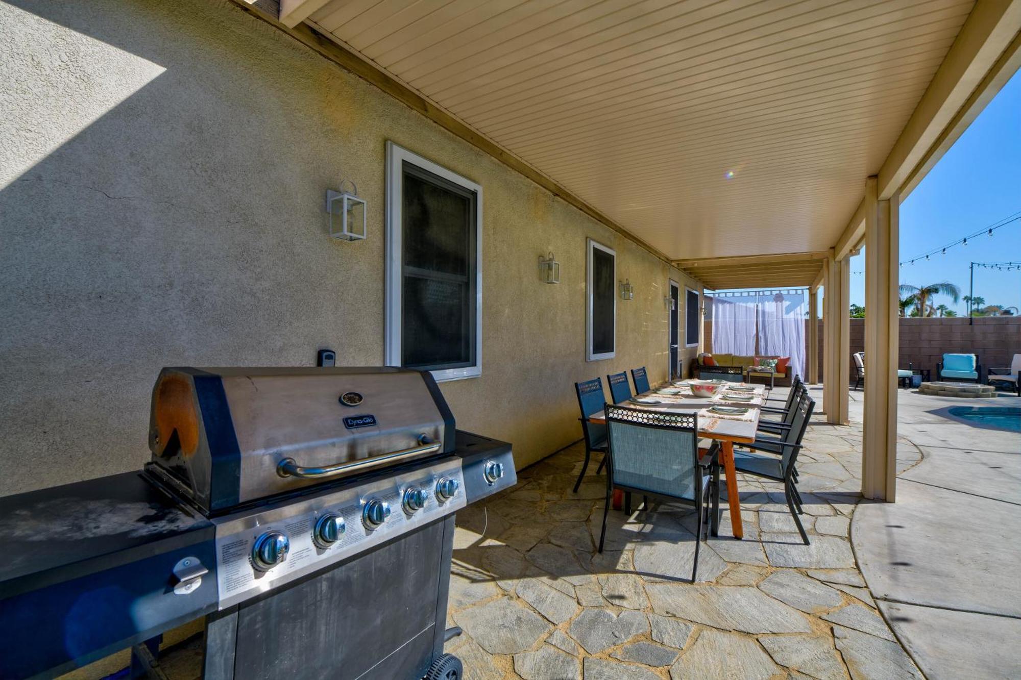 Casa Desert Muse With Heated Pool Spa Firepit Mini Golf And Games Indio Exteriör bild