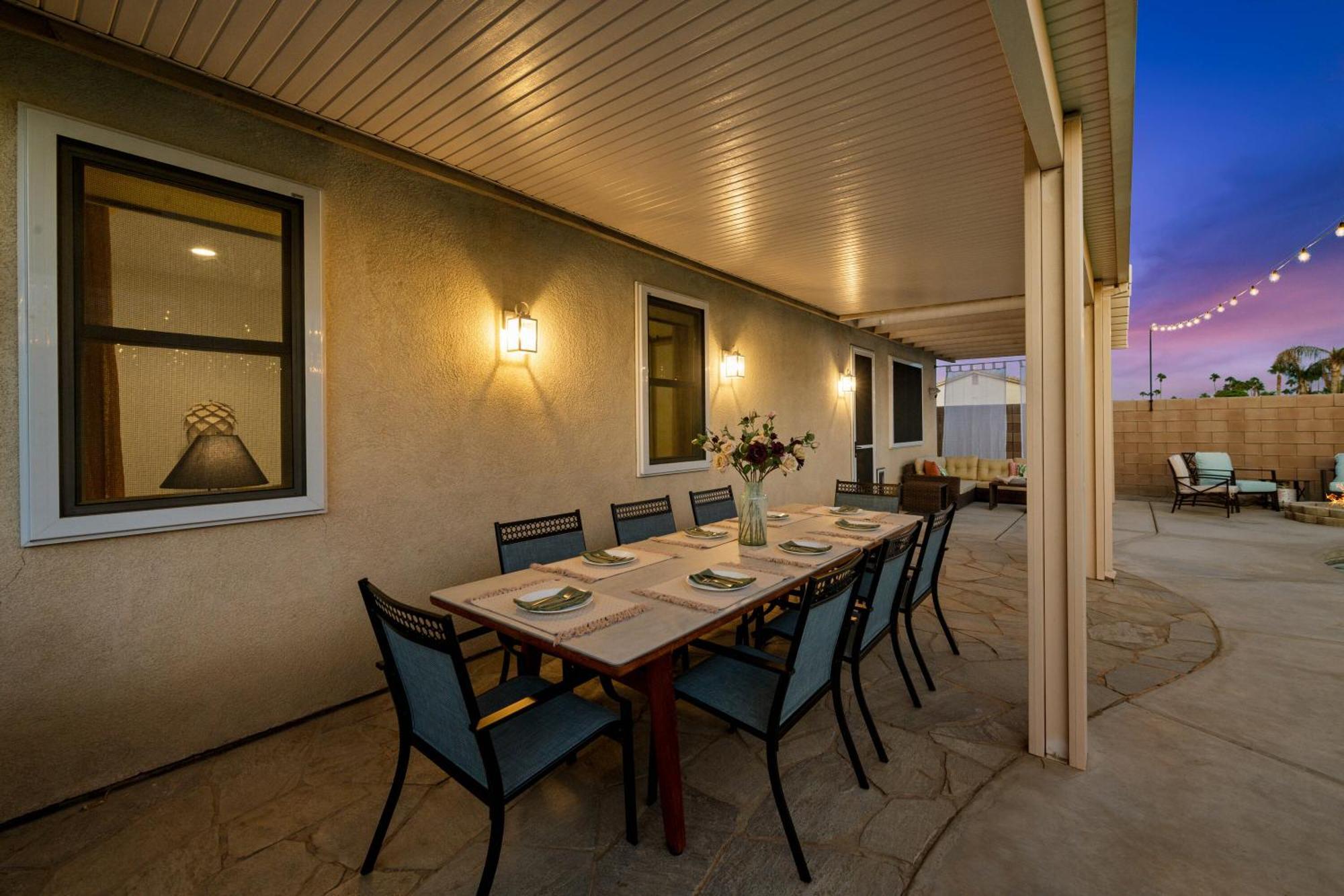 Casa Desert Muse With Heated Pool Spa Firepit Mini Golf And Games Indio Exteriör bild