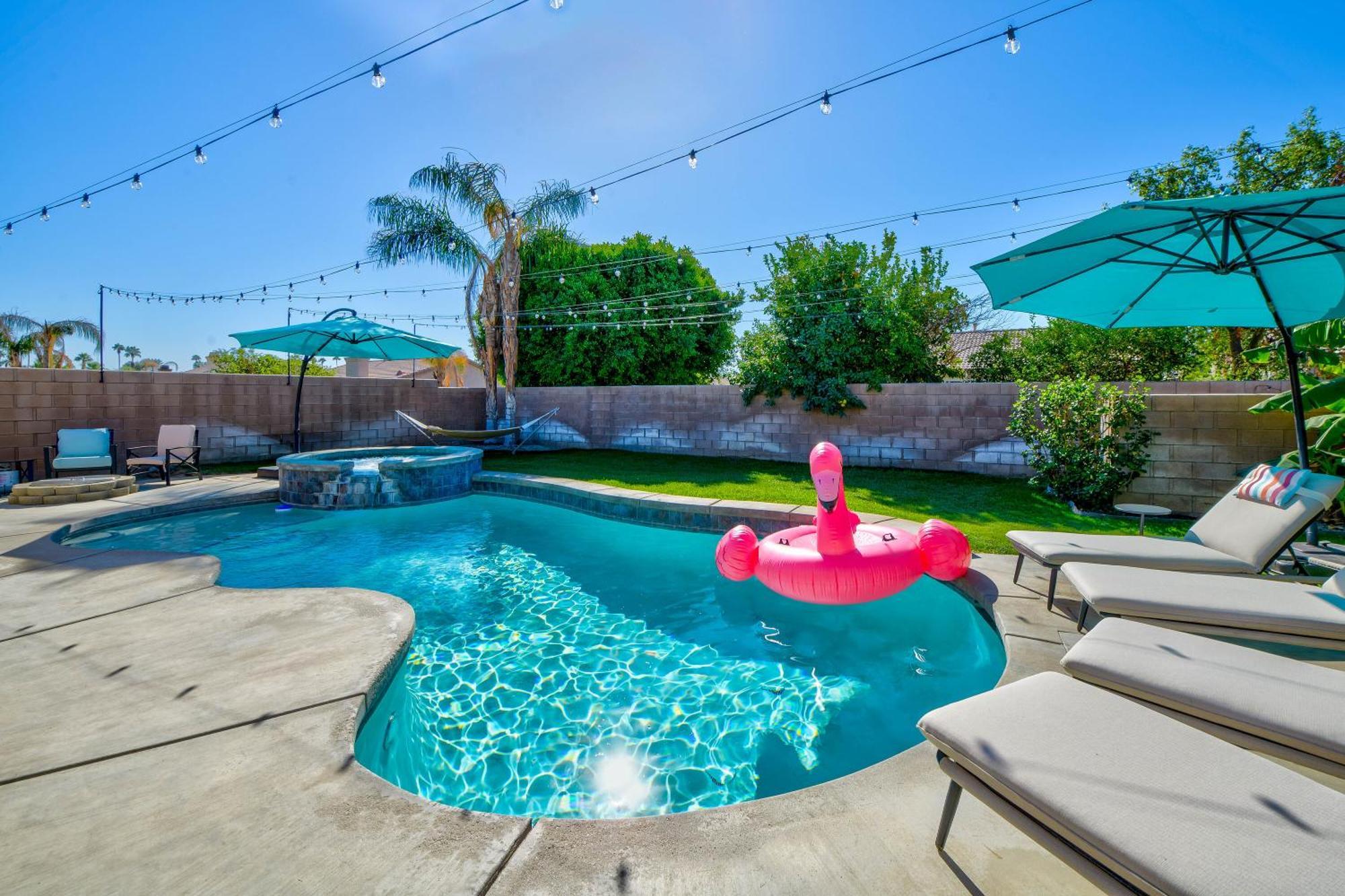 Casa Desert Muse With Heated Pool Spa Firepit Mini Golf And Games Indio Exteriör bild