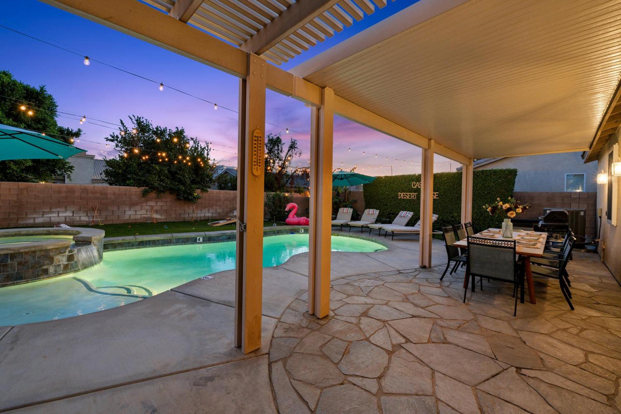Casa Desert Muse With Heated Pool Spa Firepit Mini Golf And Games Indio Exteriör bild